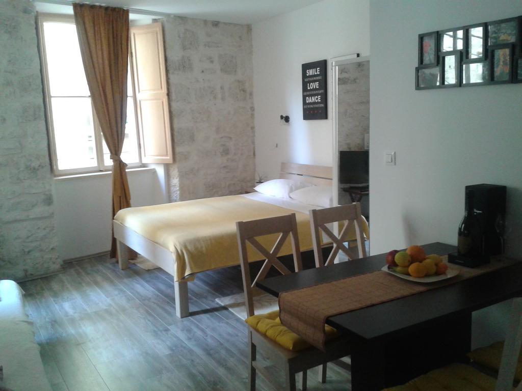 Apartments Mila Split Pokoj fotografie